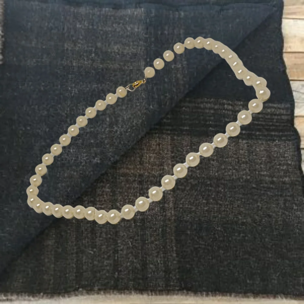 Faux Pearls Choker/Necklace